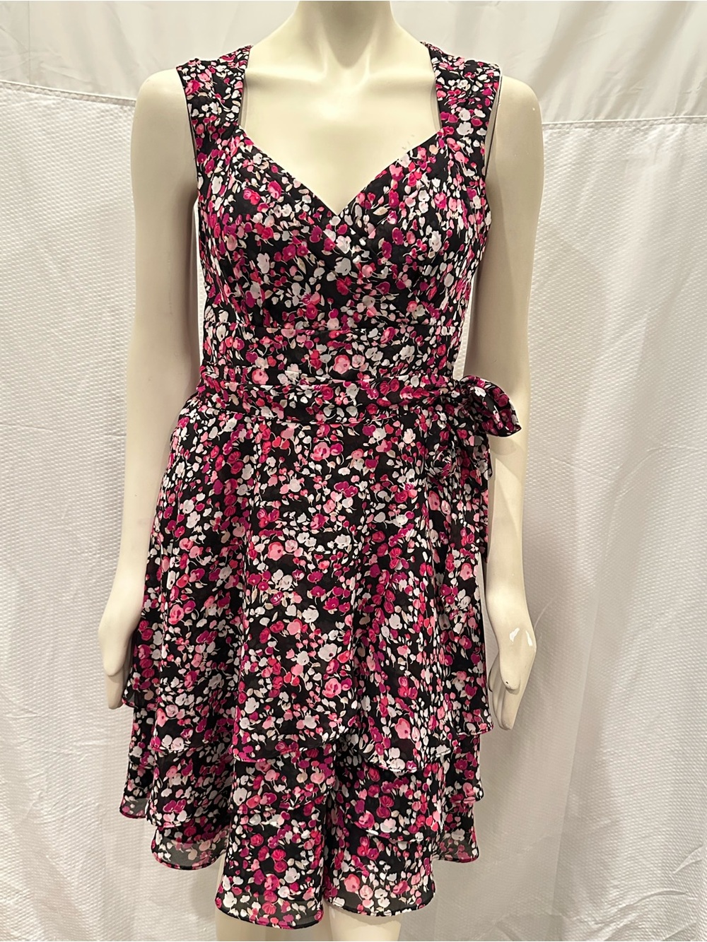 NWT White House Black Market Black Floral Very Berry Dress Sz 8